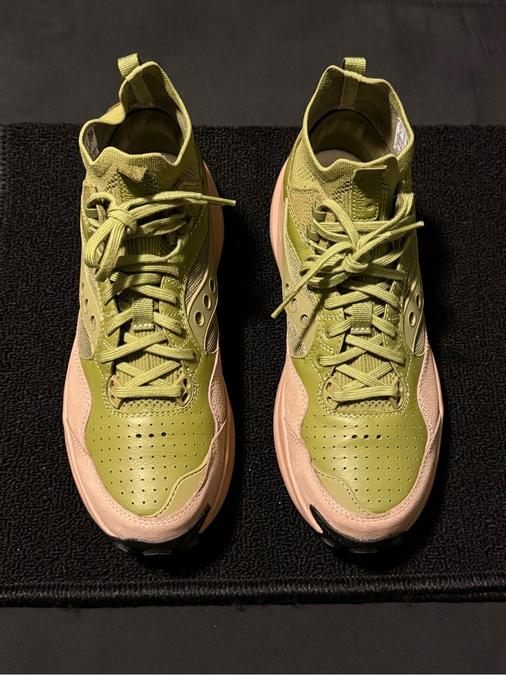 Men's Size 11 Saucony Silo Trekker S